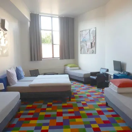 Funkey Hotel 2*