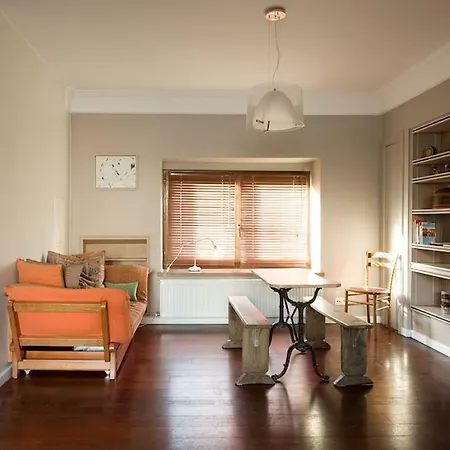 Bed & Breakfast La Chambre De Plume Schaerbeek