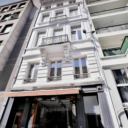 Royal Botanique Apartment