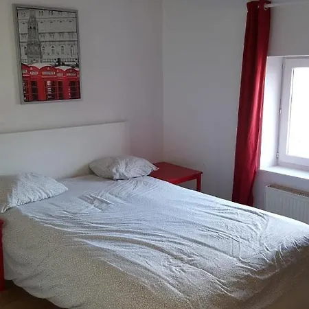 Central Red Apartman *