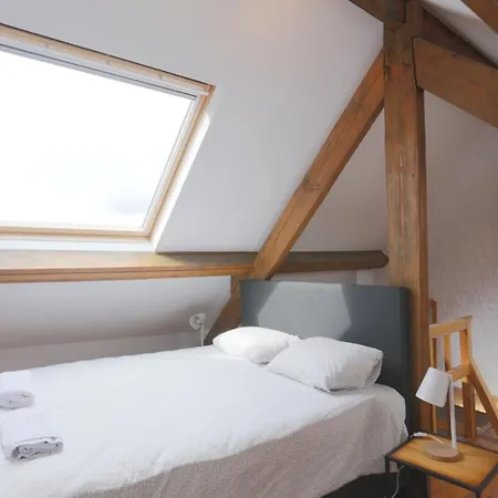 Center Apartment *