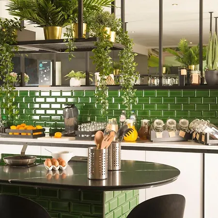 Adagio Grand Place Aparthotel 3*