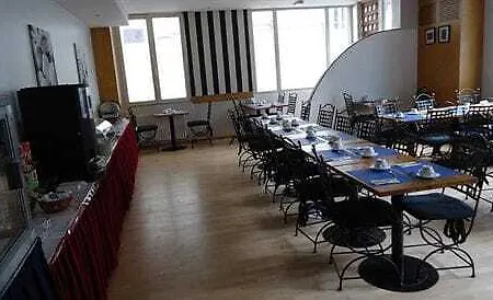 Western Centre Hotel 3*