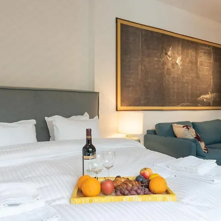 Aparthotel Newton Boutique Residences - Eu Area 4*