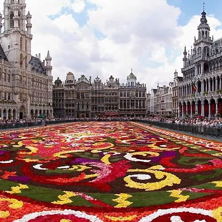 322 Lambermont Brussels 3*