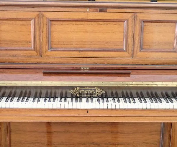 The Good House 3* Brussels