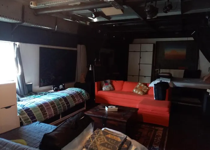 Edouard Boat Brüssel