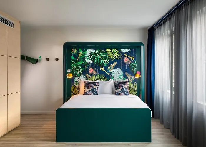 Otel Centre Louise 3*