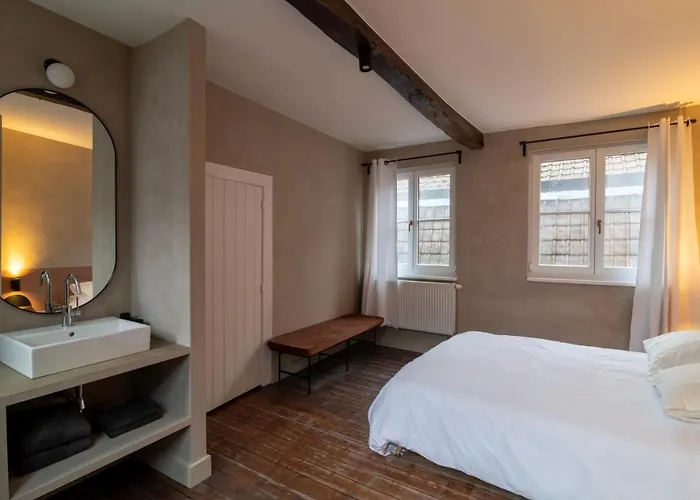 Apartment Lovely Triplex In The Heart Of Le Sablon *