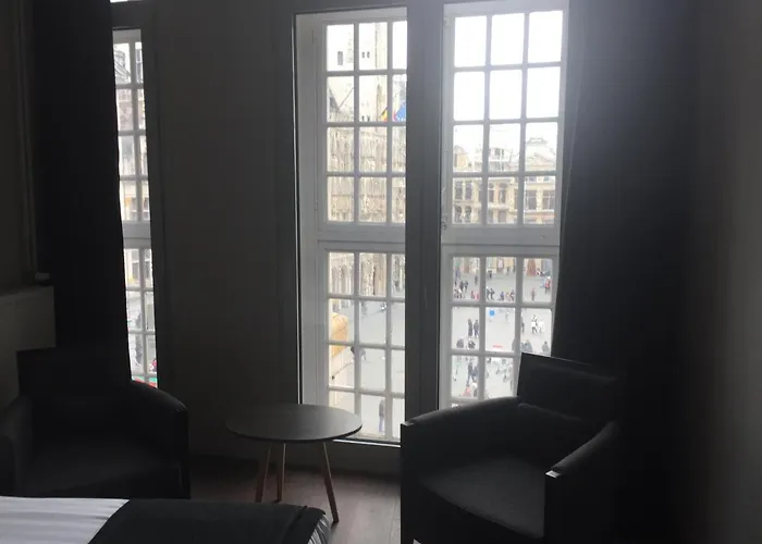 Hotel Résidence-hotel Le Quinze Grand Place *