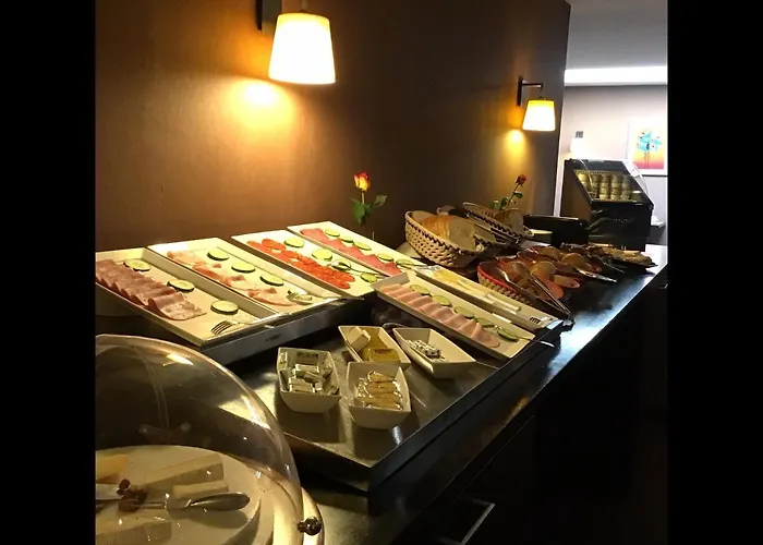 New Charlemagne Otel