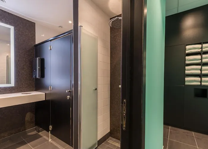 Hotel Thon Bristol Stephanie 4*