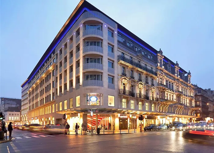 Aparthotel Adagio Grand Place 3*