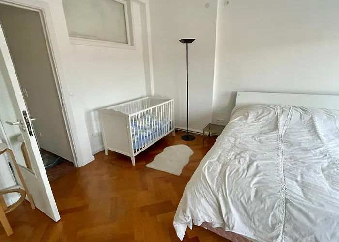 Superbe Duplex Avec Jacuzzi Apartment Brüssel