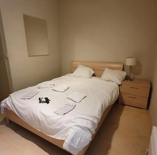 Minimal - Flat Ej Centre