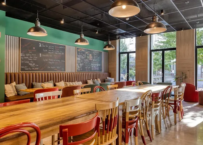 Latroupe Grand Place Hotel *