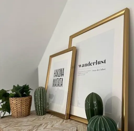 Apartamento Lovely 2-bedroom Duplex W/ Balcony In *