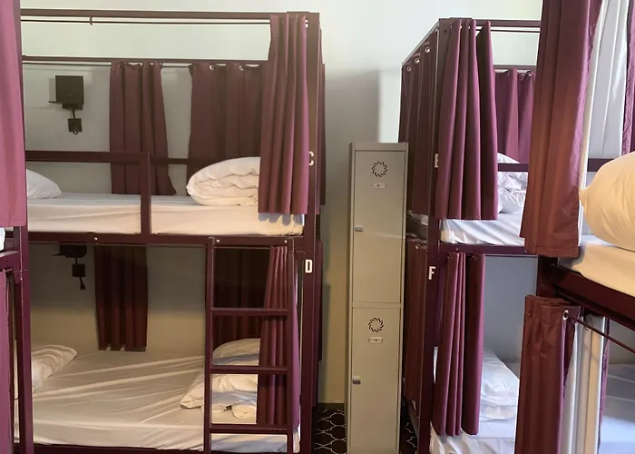 Safestay Grand Place Szálloda 3*