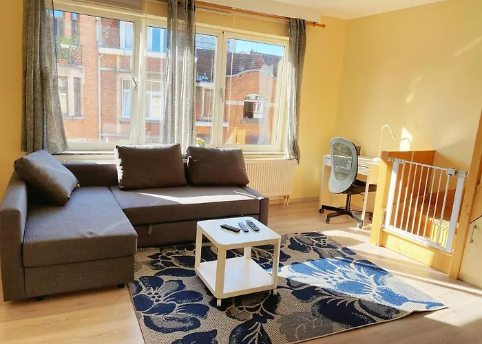 Sweet With Big Terrace Brüsszel