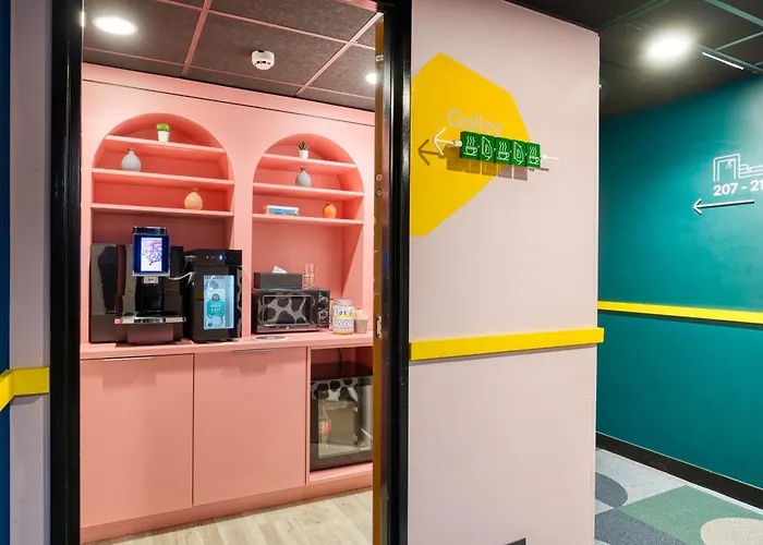 Otel Centre Louise 3*