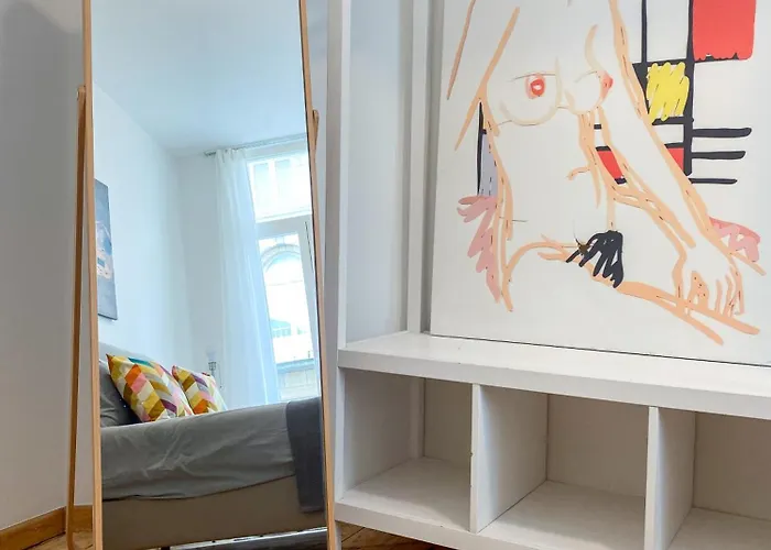 Apartment New Cozy In Porte De Hal Brussels