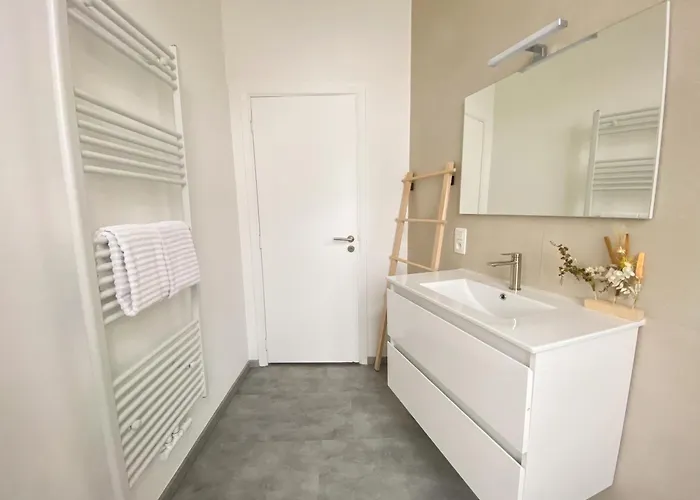 New Cozy In Porte De Hal Apartment *