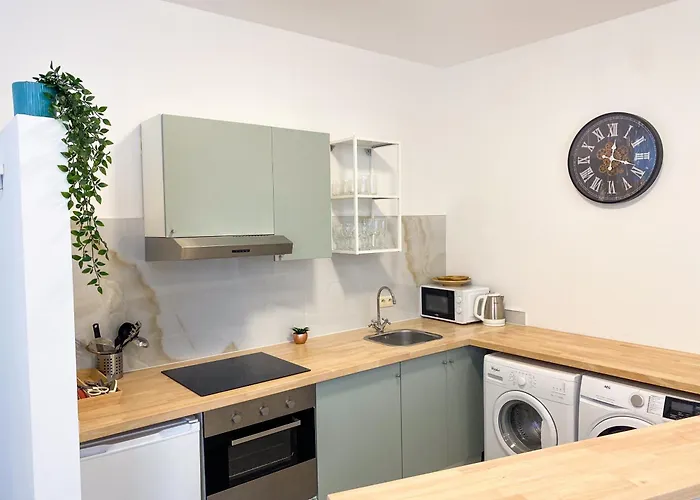 Apartment New Cozy In Porte De Hal