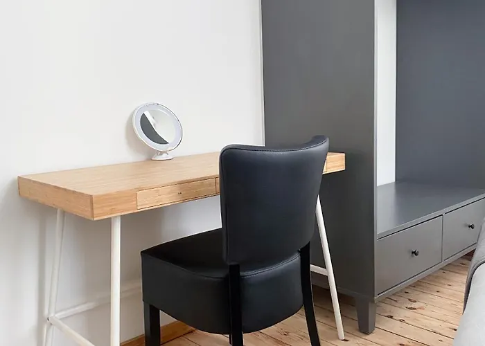 Apartment New Cozy In Porte De Hal Brussels