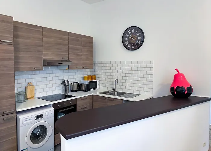 New Cozy In Porte De Hal Brussels