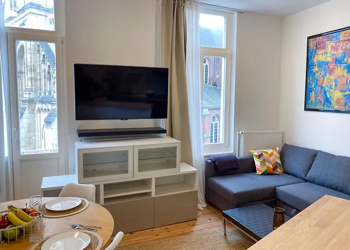 New Cozy In Porte De Hal Apartment