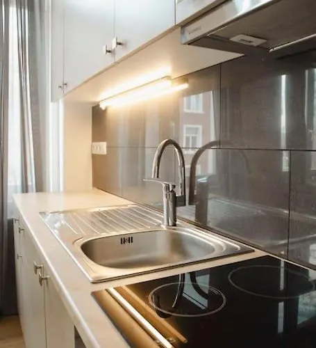 Διαμέρισμα 1 *