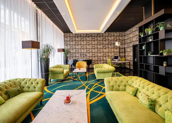 Hotel Thon Bristol Stephanie 4*