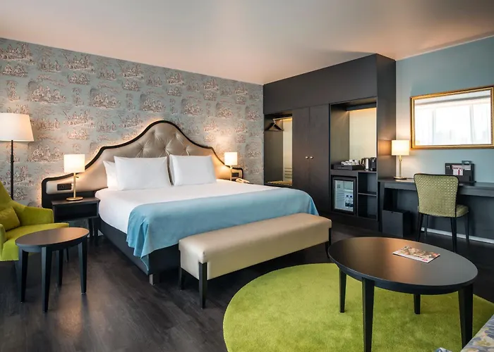 Hotel Thon Bristol Stephanie 4*