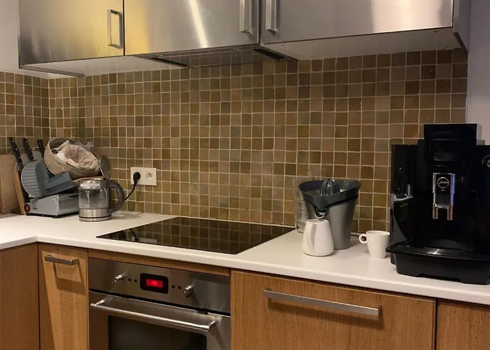 Druum ベッド・アンド・ブレックファスト 4*