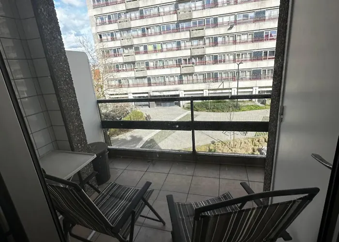 Homestay Alexanor Cosy Private In A Shared Brussels