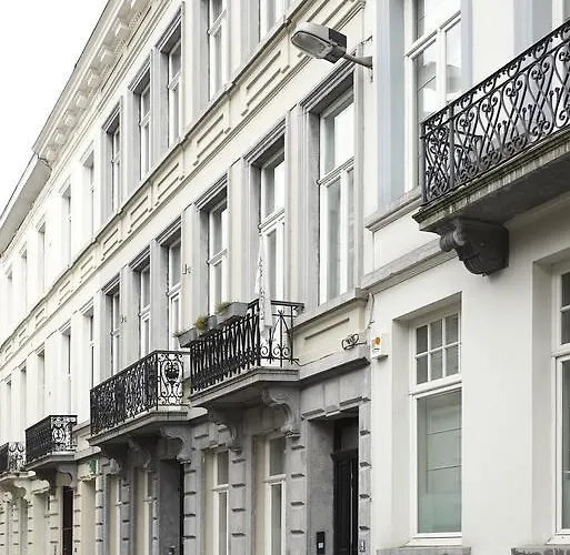 & The Frühstückspension 4*