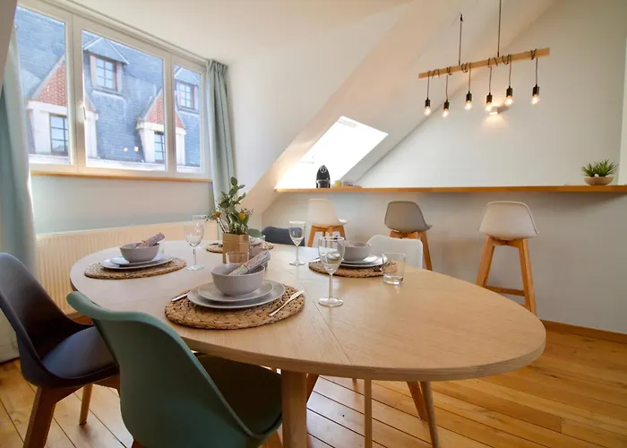 Heart Of Grand Place - Stunning 2br Duplex Apartment