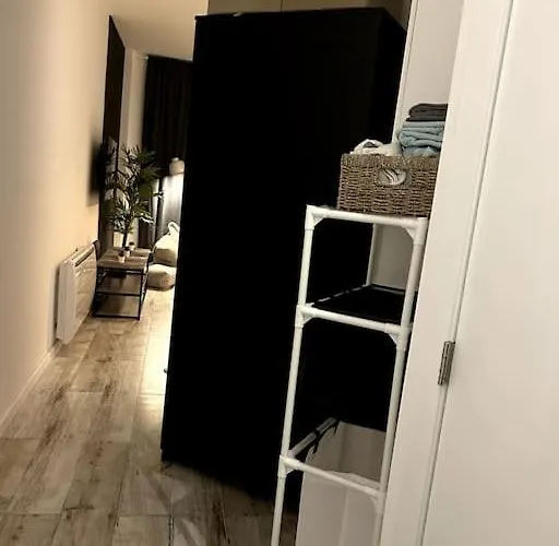 High-quality Flat Near * Bruxelles