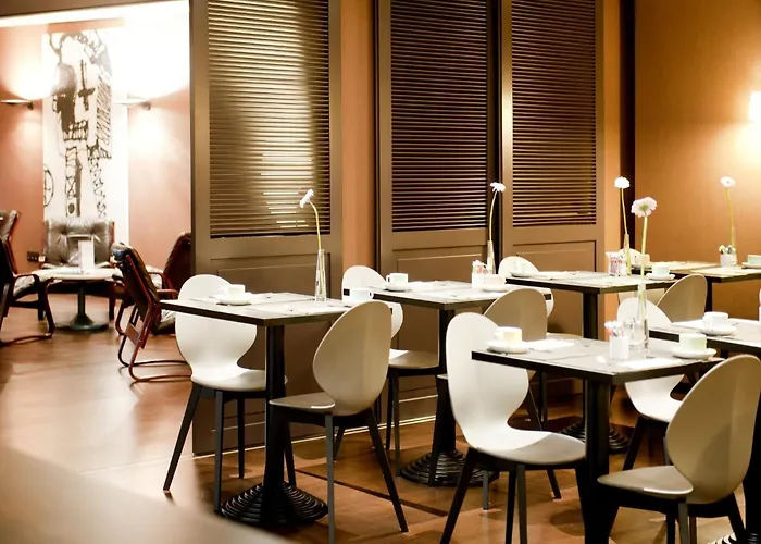 New Charlemagne Otel Brüksel