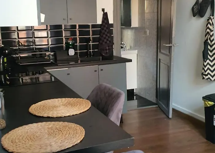 Ailes Center 1 Apartman *