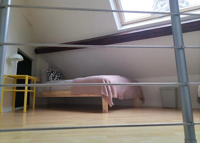 Apartment New Cozy In Porte De Hal Brussels