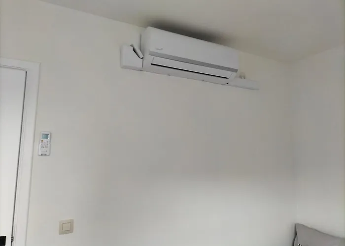 New Cozy In Porte De Hal Apartment