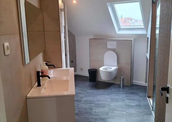 New Cozy In Porte De Hal Apartment Brussels