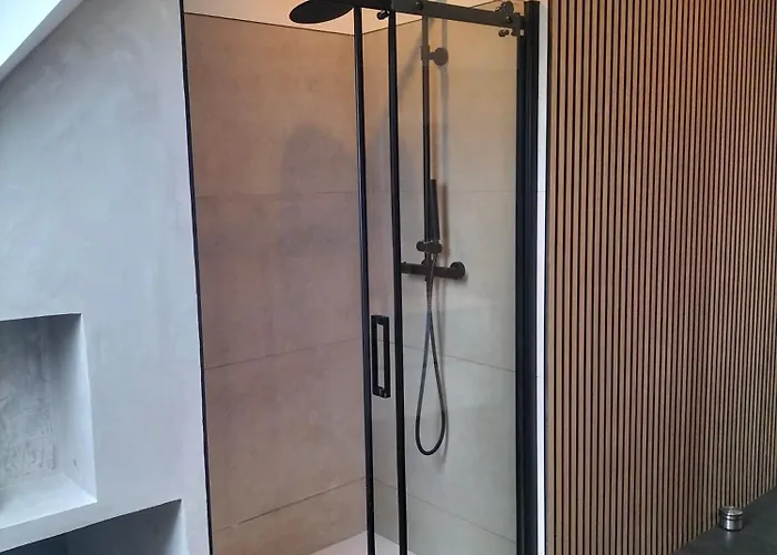 Apartment New Cozy In Porte De Hal Brussels