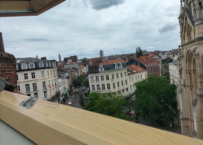Apartment New Cozy In Porte De Hal Brussels