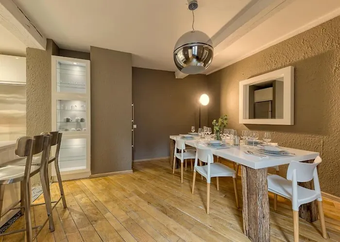 Authentic Belgian Home, Downtown Villa Brüssel