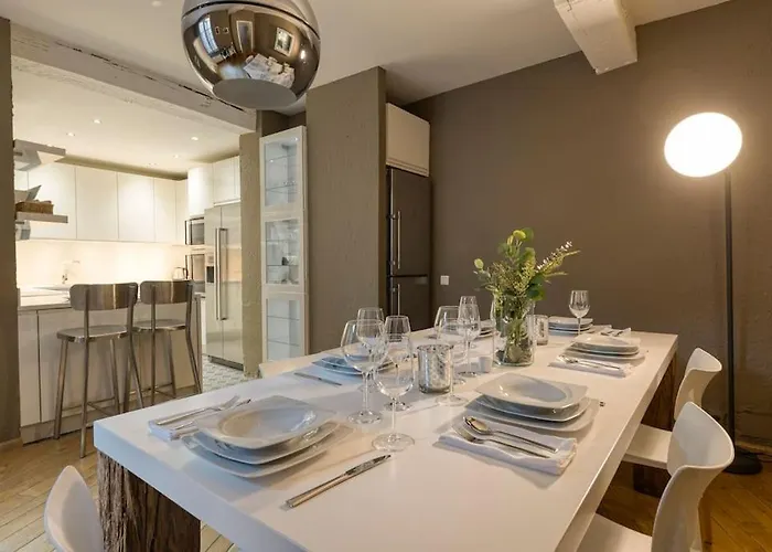 Authentic Belgian Home, Downtown