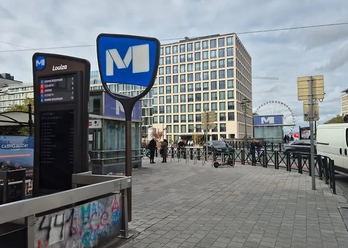 Modern Near Avenue Louise * Brüsszel