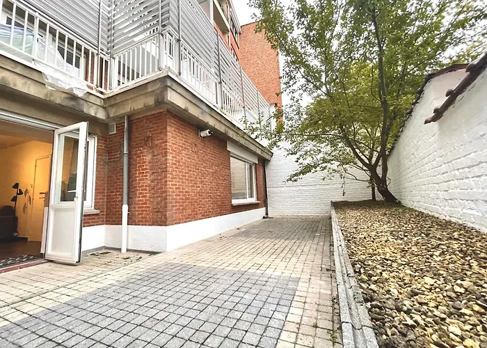 Duden Park - Cosy 1 Bedroom Lägenhet