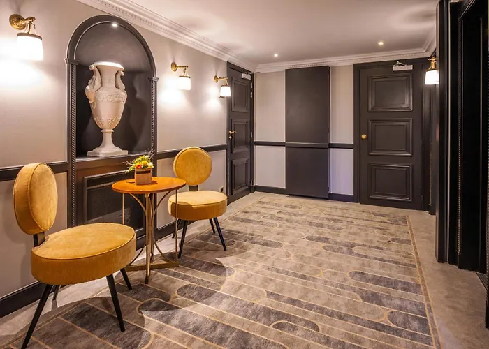 Barsey By Warwick 4* Brussels